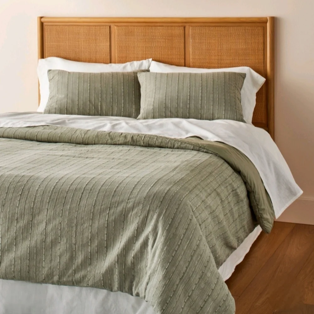 Hearth & Hand With Magnolia Full/Queen Washed Loop StripeComforter Bedding